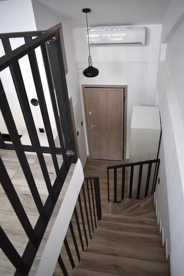 Malux Maisonettes Nea Kallikrateia
