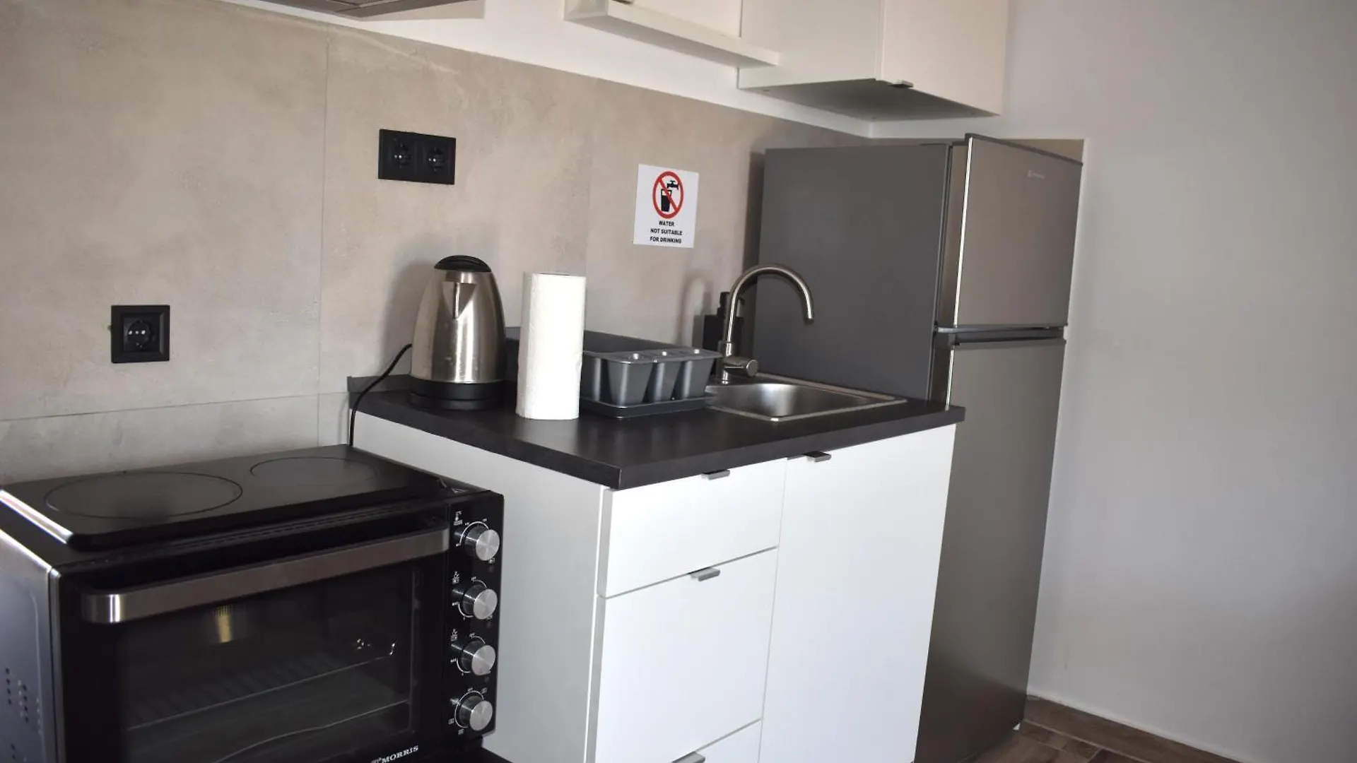 아파트 Malux Maisonettes Nea Kallikrateia